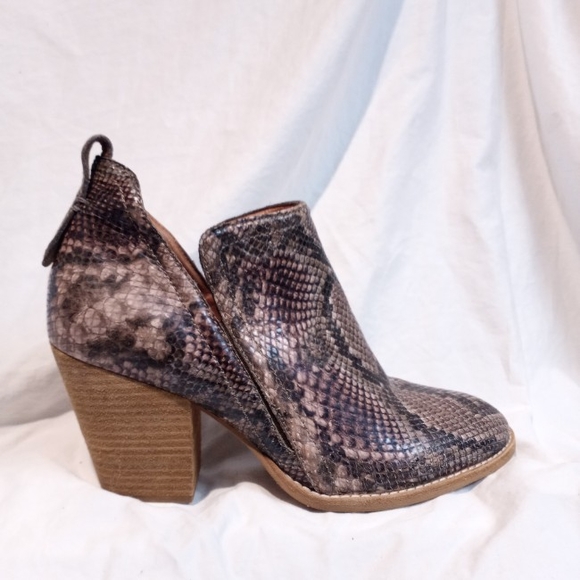 JEFFREY CAMPBELL Western Snakeskin Print Boots - Picture 2 of 9